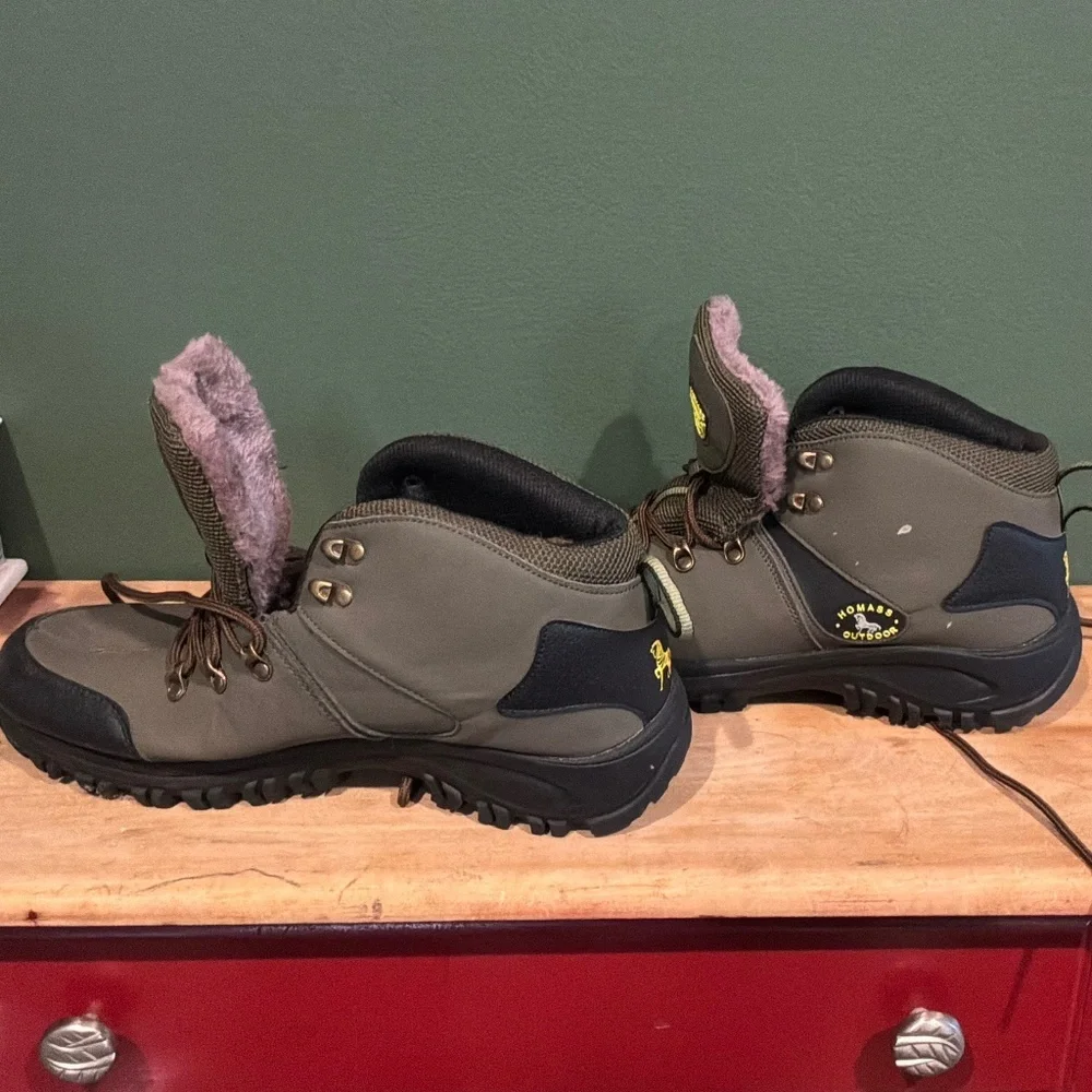 Men’s Boots with Fur Inside Homass Size 46 Work Boots